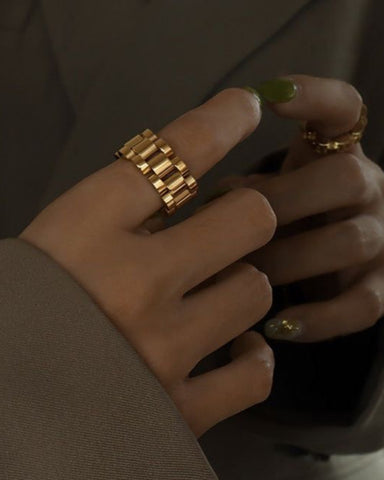 Demure - Chain ring I