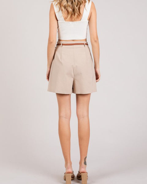 Office day - Belted shorts